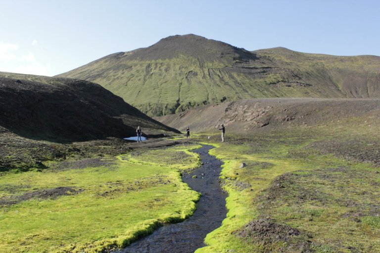 Að fjallabaki þar sem hugað er að vænlegum sýnatökustöðum.